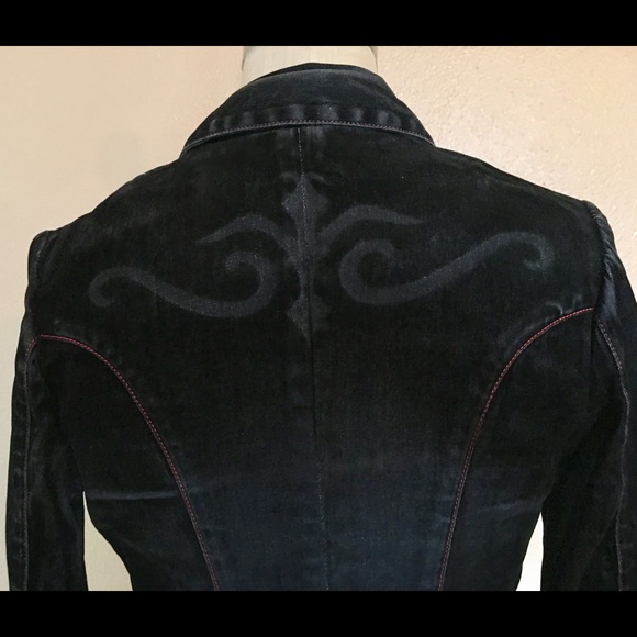 Jean jacket - Picture 5 of 8